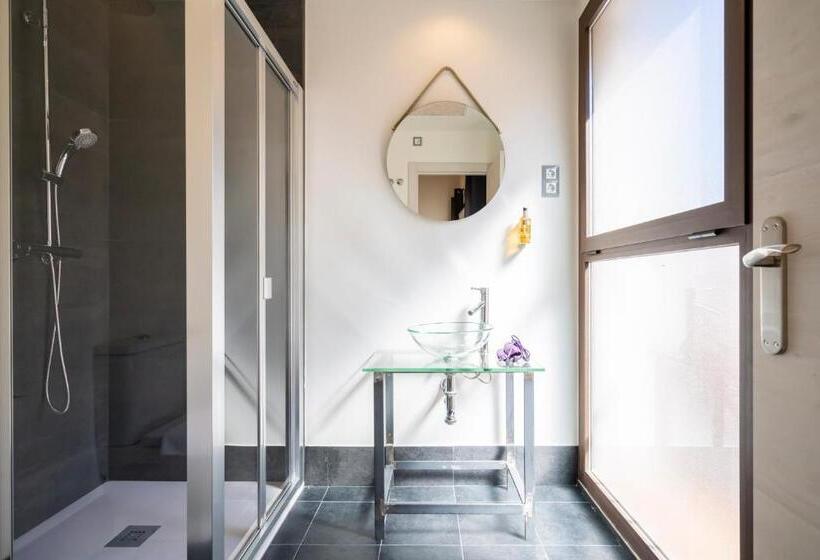 Dobo Azacanes Hostal