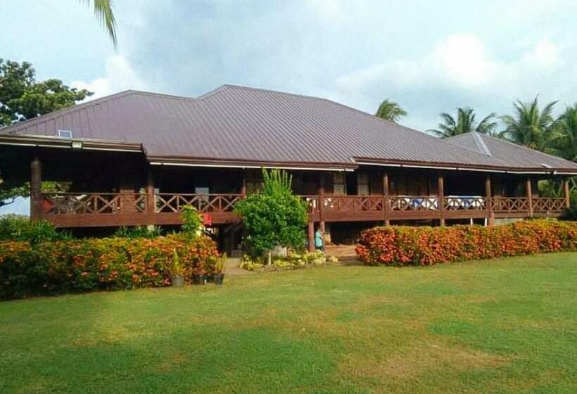 Отель Coco Seaview Beach House