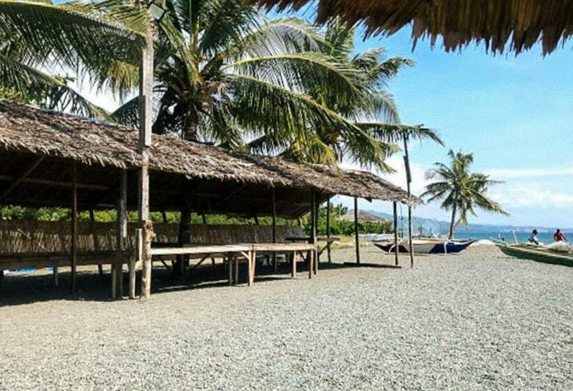 Отель Coco Seaview Beach House