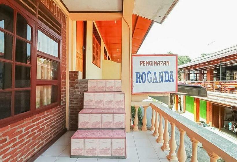 فندق Penginapan Roganda Redpartner