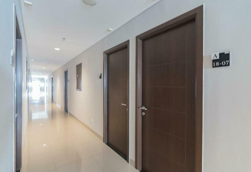 ホテル Redliving Apartemen Mekarwangi Square  Agus 1 Tower A