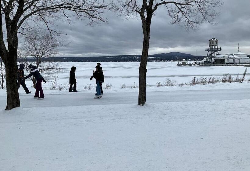 Magog Waterfront Studio 106