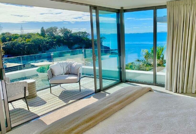 بنسيون Elements Of Castor Bay