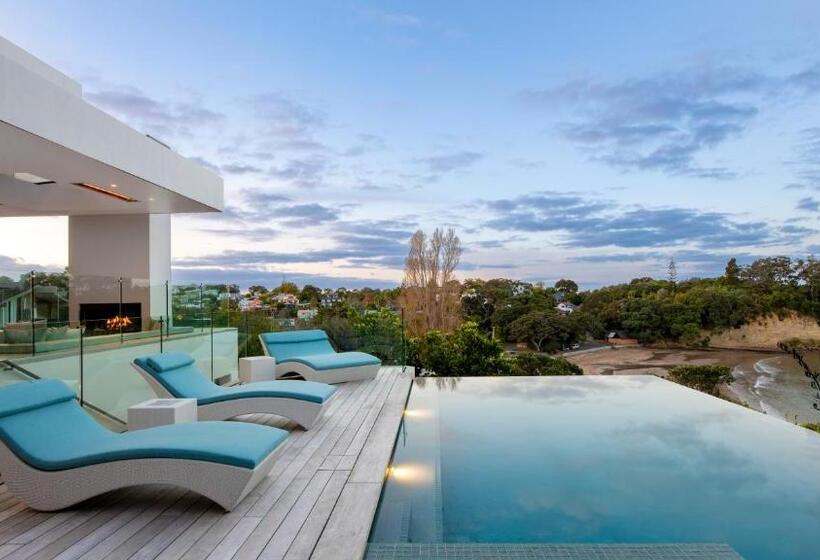 بنسيون Elements Of Castor Bay