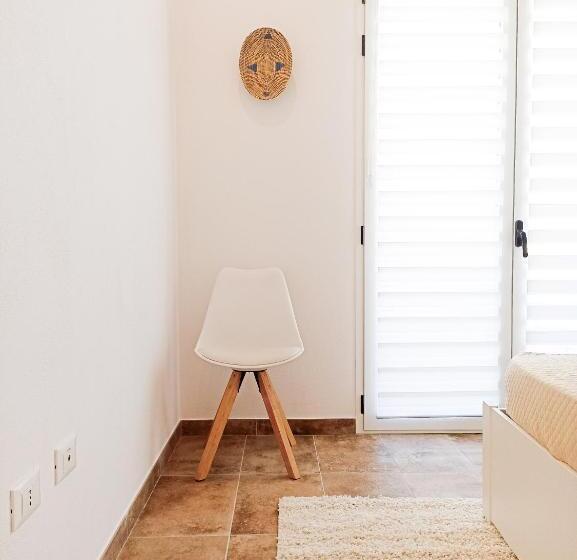 פנסיון Kolossoi Guest House