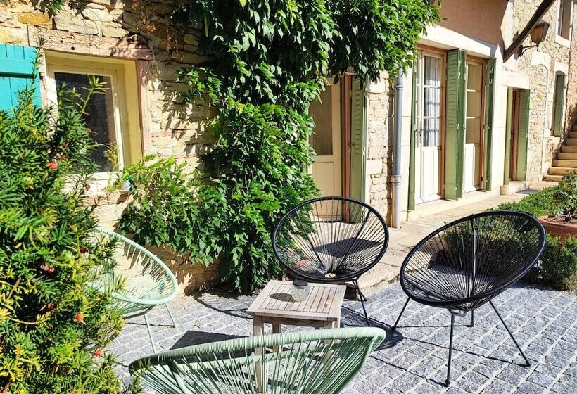 פנסיון La Dominotte