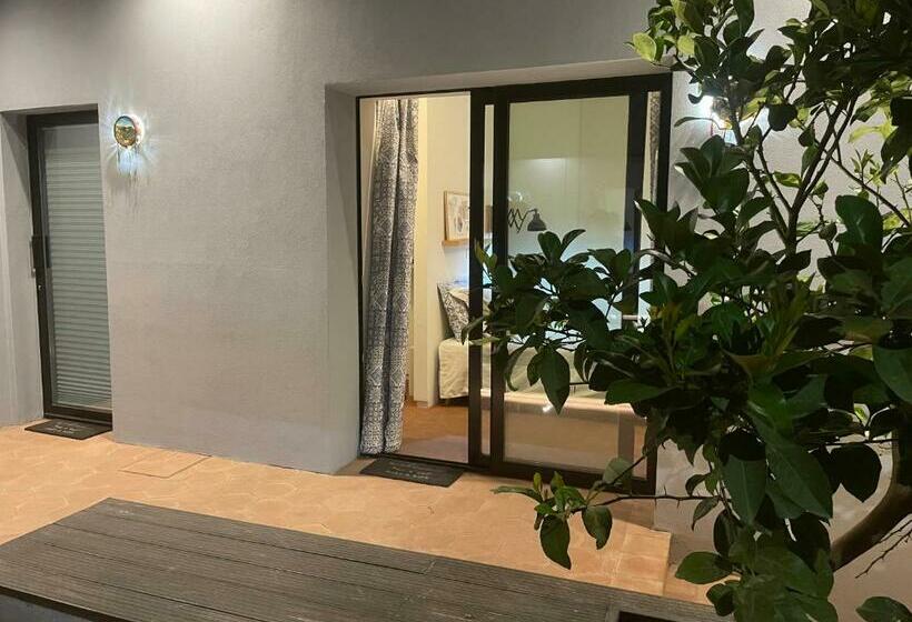 פנסיון Lumia N  Ciuri