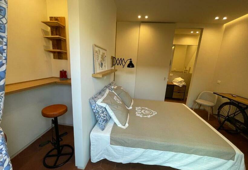 פנסיון Lumia N  Ciuri