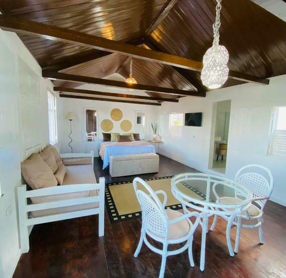 بنسيون Pousada Alumiar