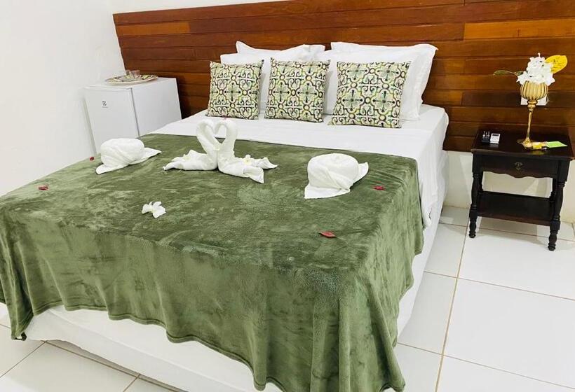 بنسيون Pousada Alumiar