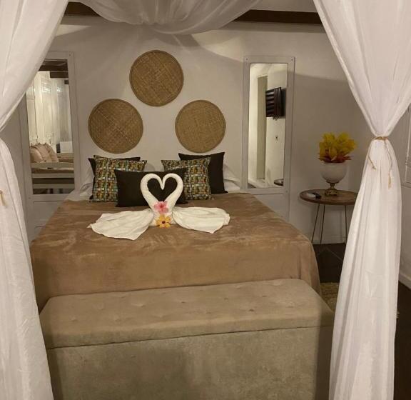 بنسيون Pousada Alumiar