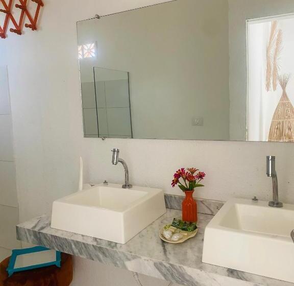 بنسيون Pousada Alumiar