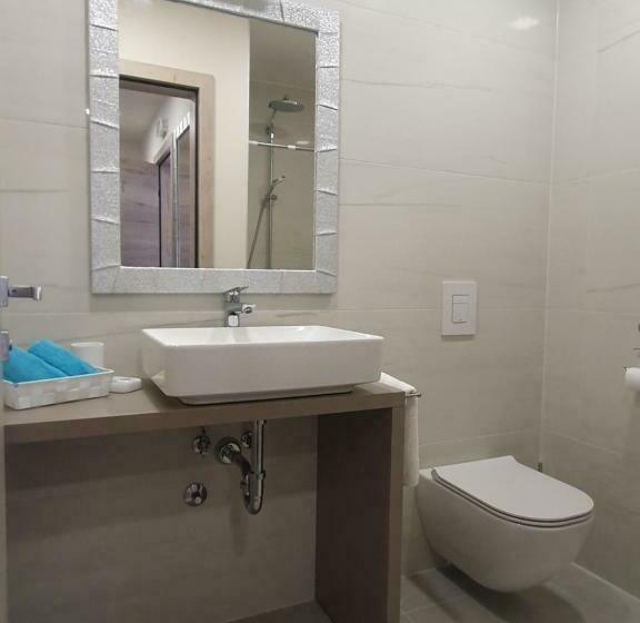 پانسیون Rooms S Center