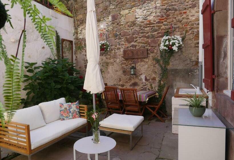 פנסיון Studio Camino Real