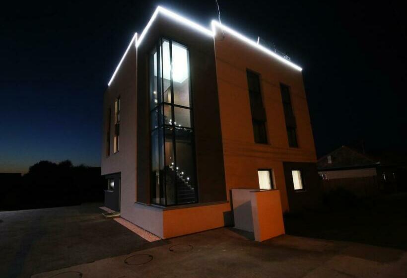 펜션 The Butterfly