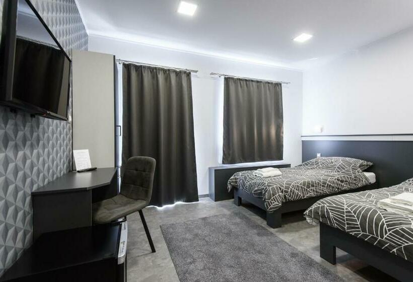 بنسيون Theresa Vendégház