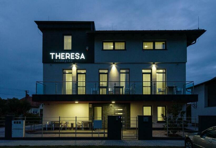 بنسيون Theresa Vendégház