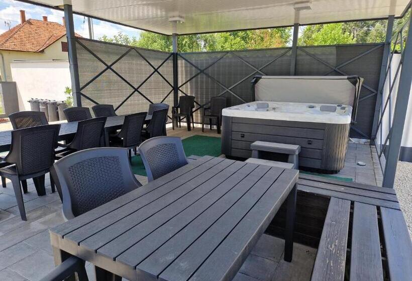 بنسيون Theresa Vendégház