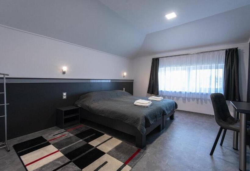 بنسيون Theresa Vendégház