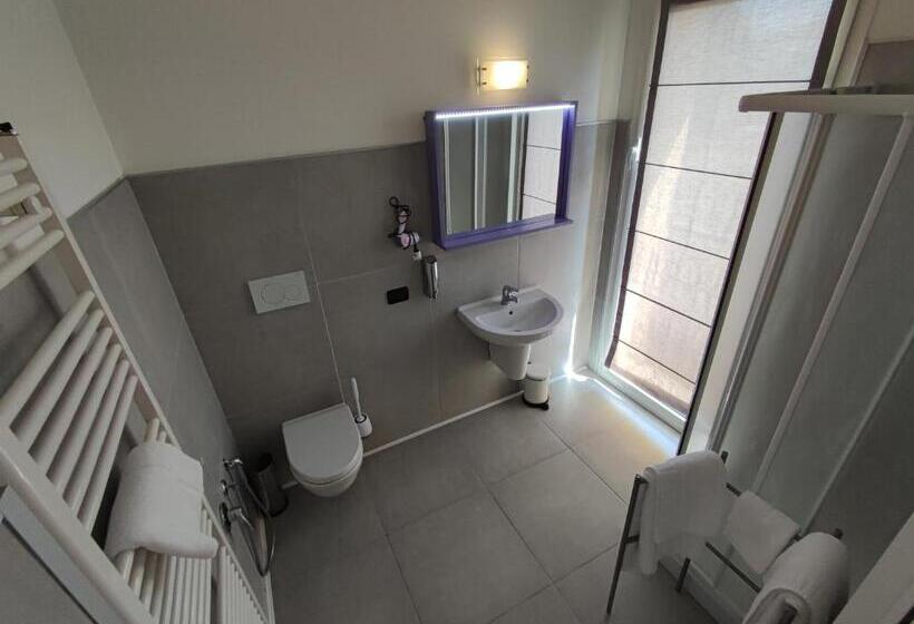 膳宿费 Therra Lodge