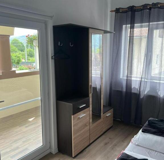 פנסיון Vila Phoenix