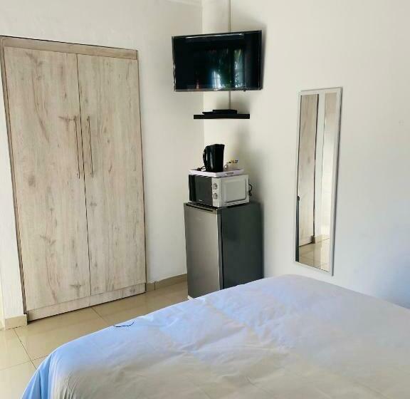 ペンション Zindiza Guesthouse