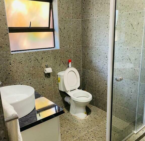 ペンション Zindiza Guesthouse