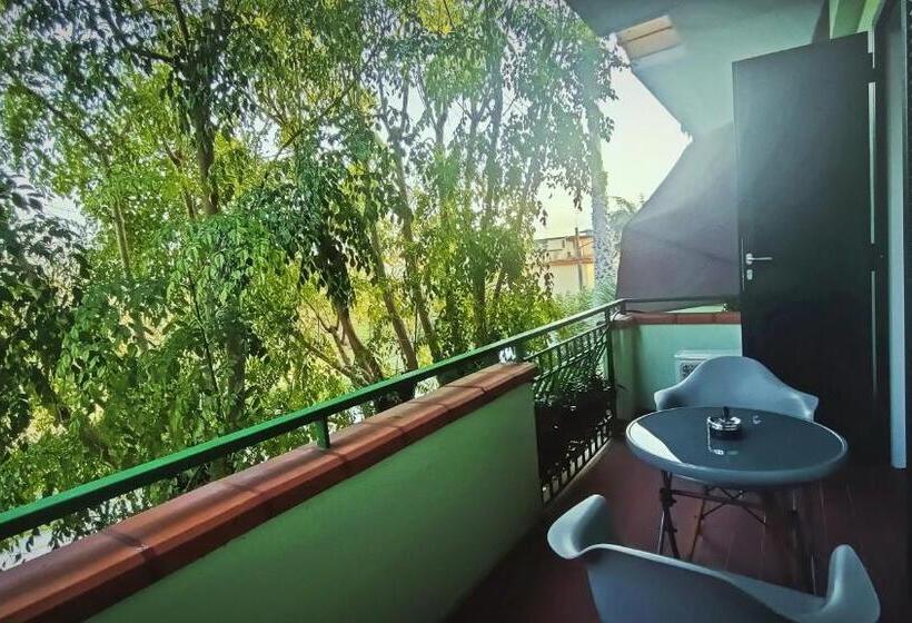 Utopia Bed & Breakfast