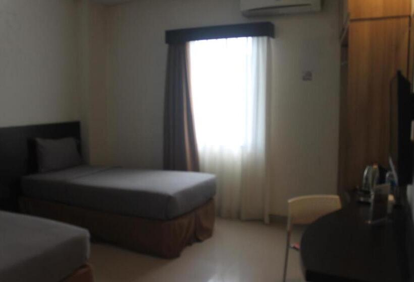 Waigo Splash Hotel By Meliala