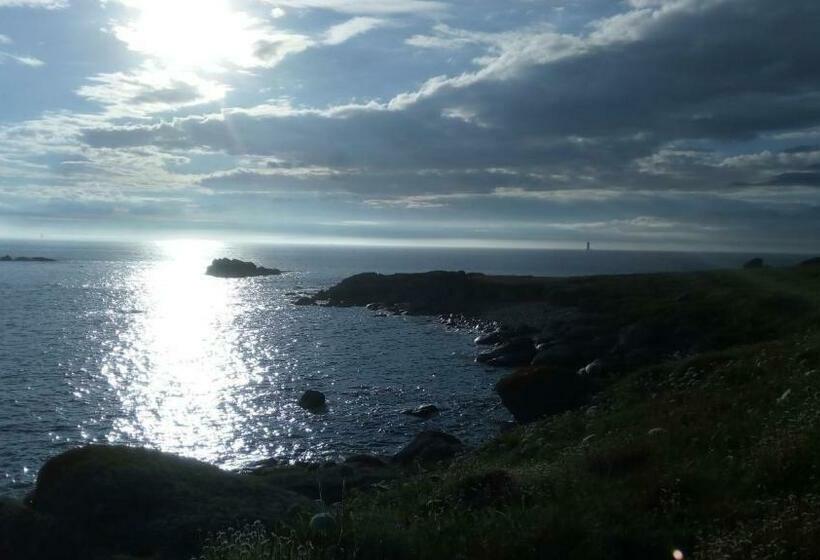 مبيت وإفطار Chambres D Hôtes De Kermerrien