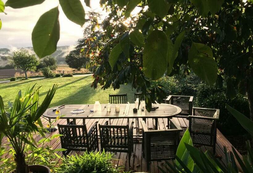 Bed and Breakfast Chez Alice,simplicité Et Petite Piscine