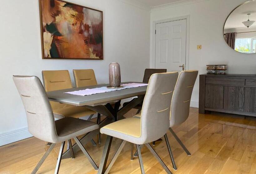 Bed and Breakfast Foxborough Bnb