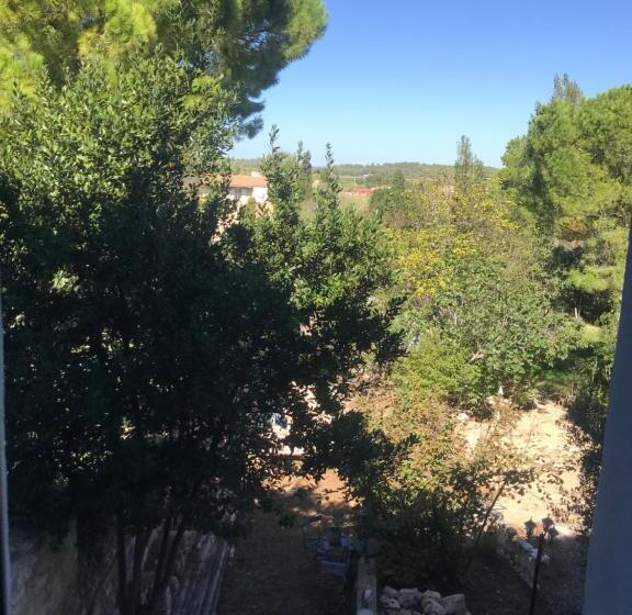 Bed and Breakfast L Ostalada