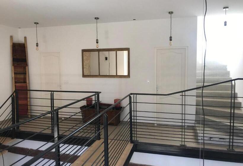 Bed and Breakfast L Ostalada