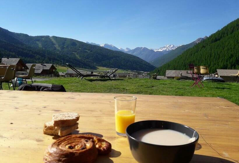 مبيت وإفطار Le Chalet Bazan