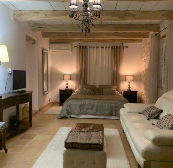 مبيت وإفطار Le Mas Des Roses 1884