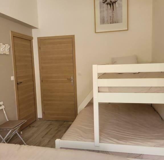 مبيت وإفطار Les Prairies De L Encrême