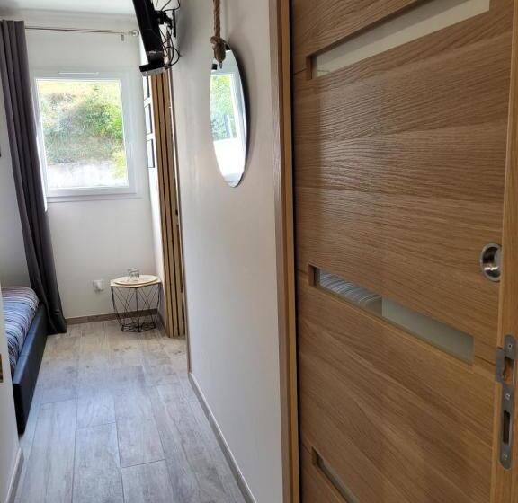 مبيت وإفطار Les Prairies De L Encrême