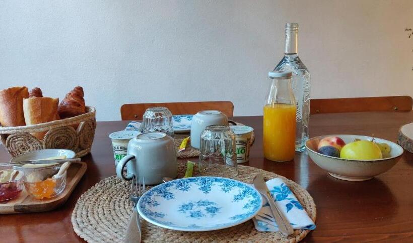 مبيت وإفطار Maison D Hôtes La Grange