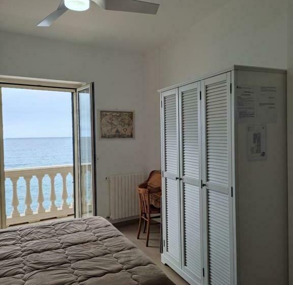 تختخواب و صبحانه Vento Di Bolina