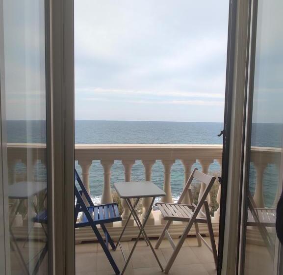 تختخواب و صبحانه Vento Di Bolina