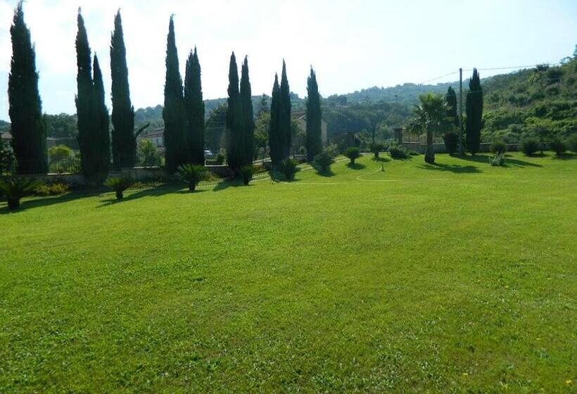 민박 Villa Lucilla