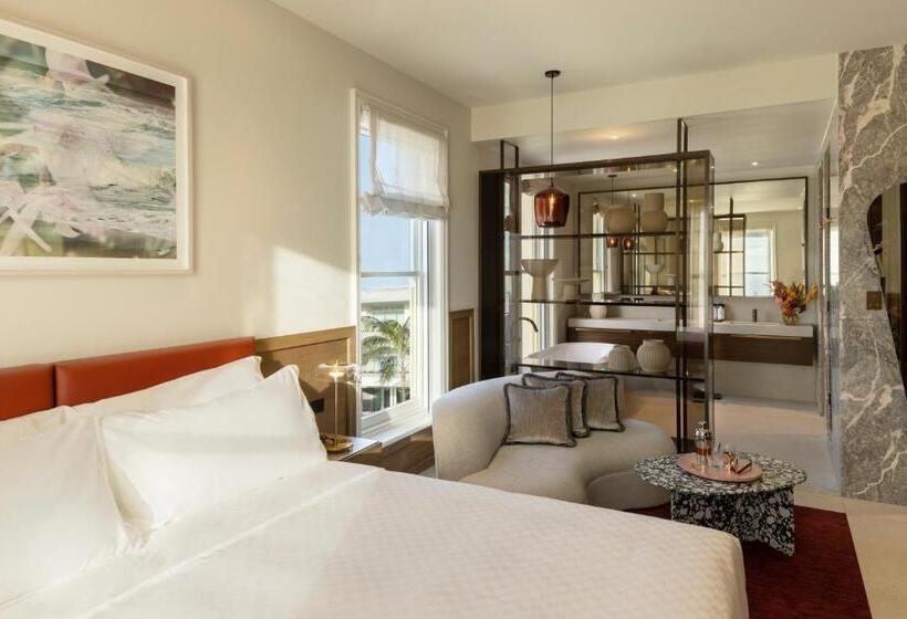 ホテル Intercontinental Sorrento Mornington Peninsula