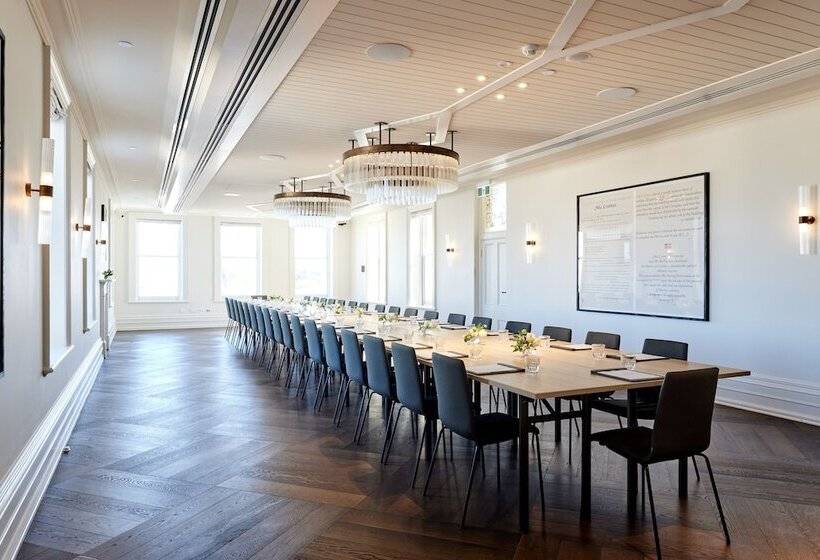 ホテル Intercontinental Sorrento Mornington Peninsula