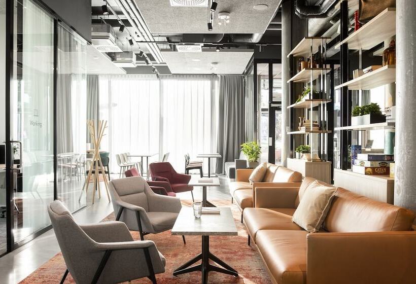 ホテル Noli Myyrmaki