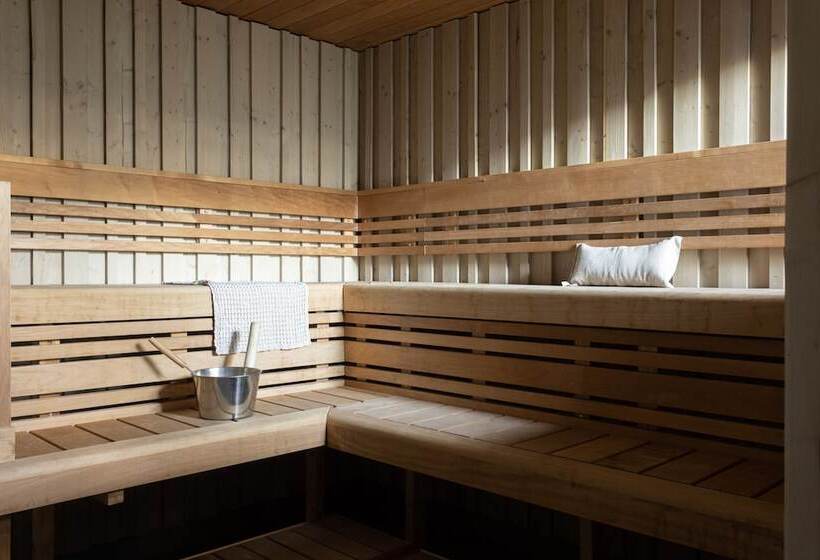 ホテル Noli Myyrmaki