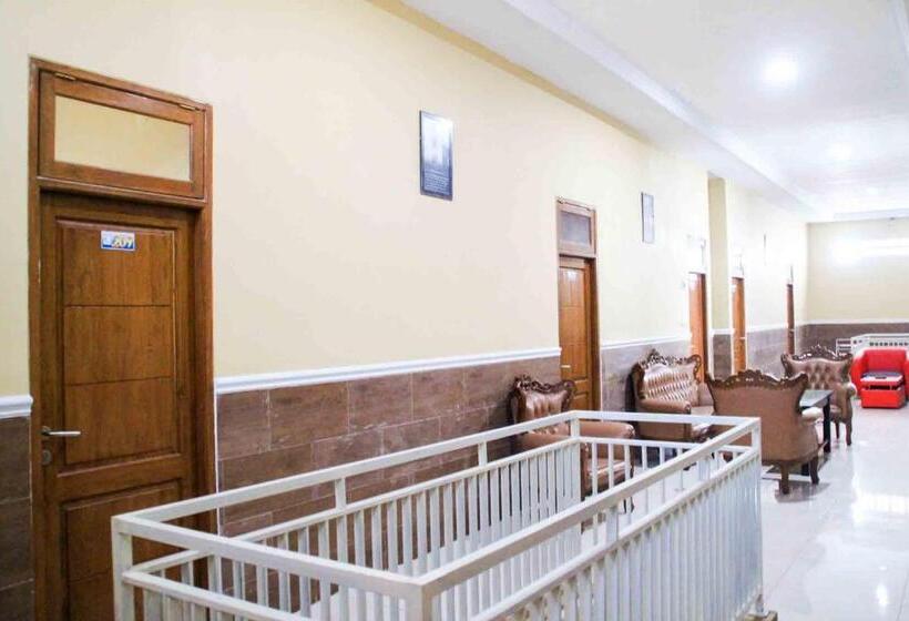 فندق Puri Karomah Syariah Redpartner
