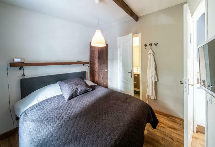 Hush Bed & Breakfast