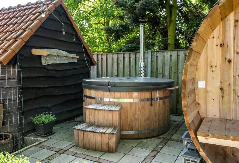 Hush Bed & Breakfast