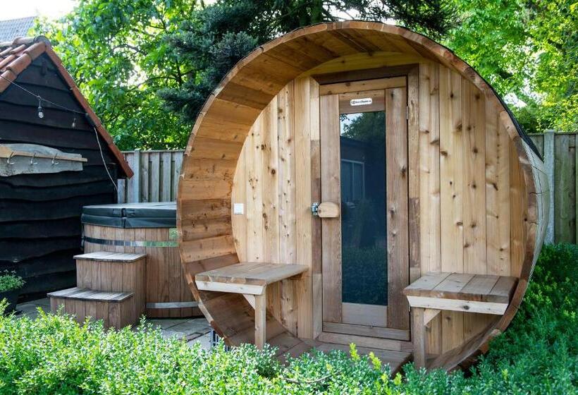 Hush Bed & Breakfast